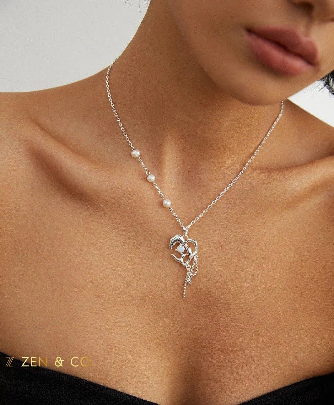 MAYA Grey Moonstone necklace