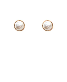 Pearl Petal Stud Earring
