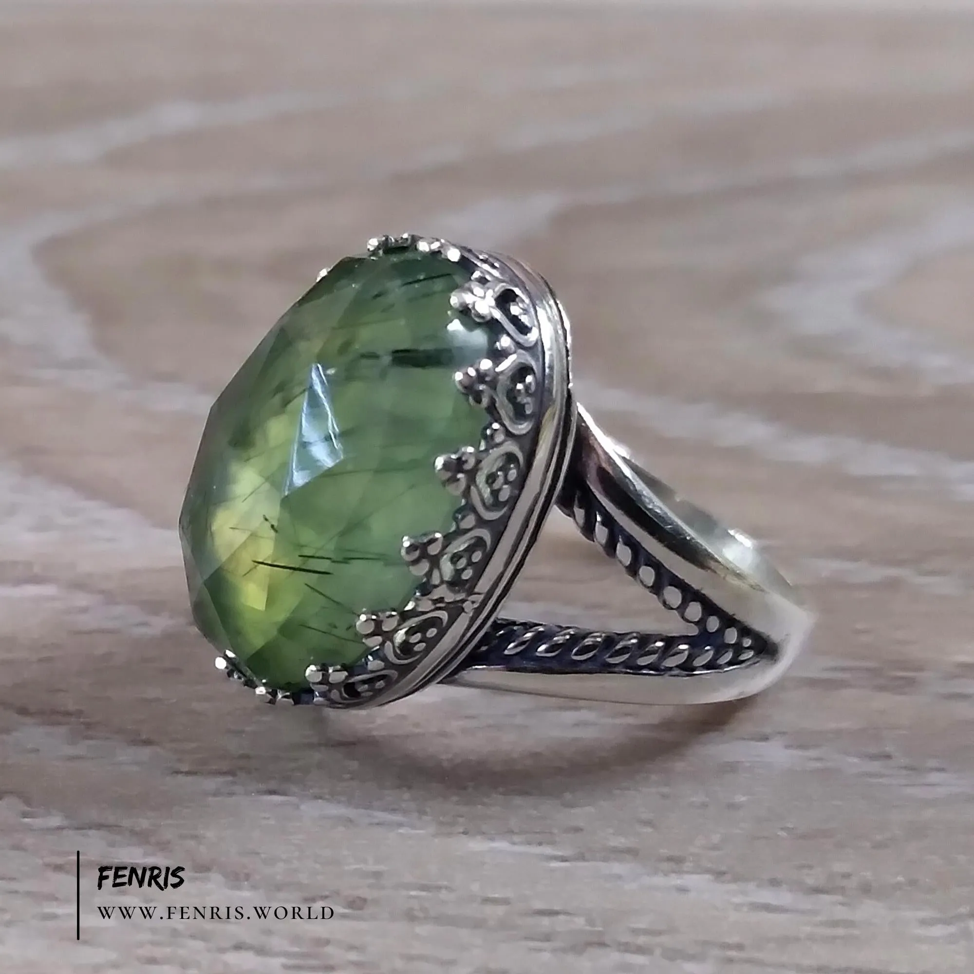 Rutilated Prehnite 925 Sterling Silver Cocktail Ring - Fenris